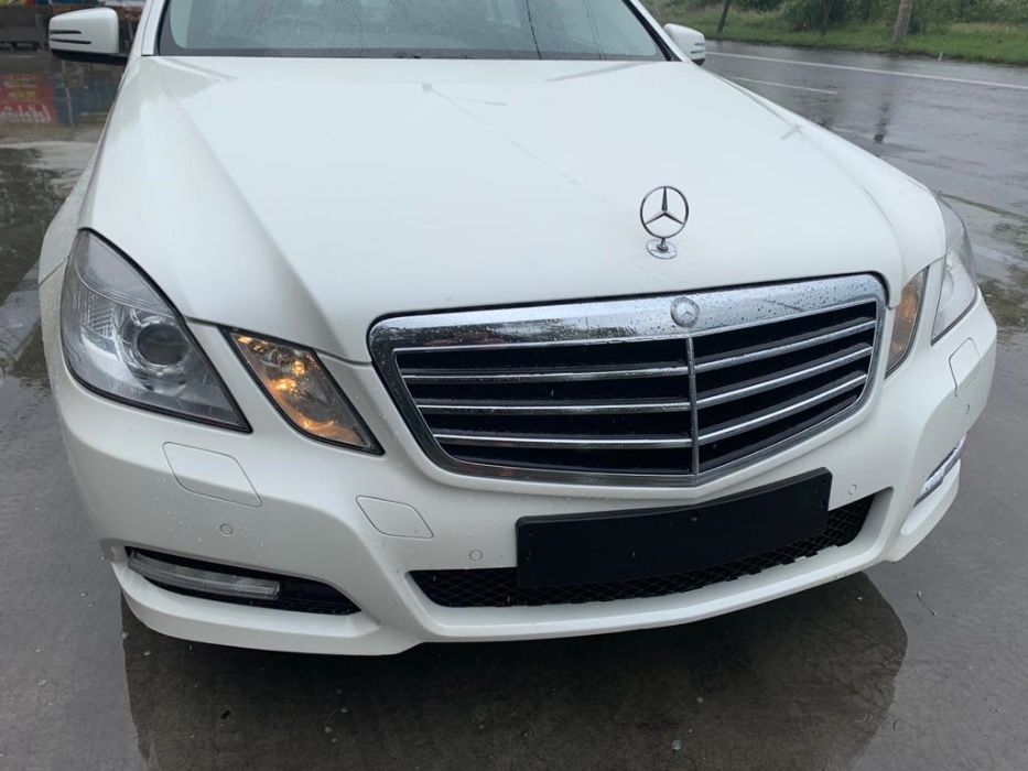 Dezmembrez mercedes e350 4matic w212 e220 e250 e300 e350 euro5 4matic