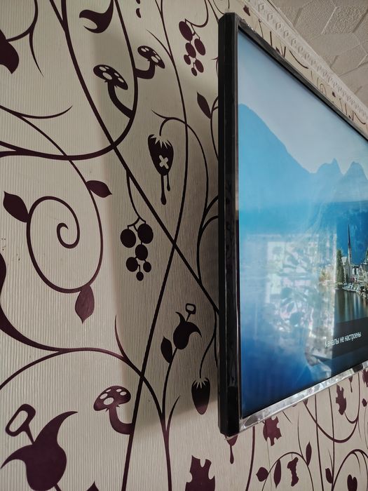 Телевизор LG продам