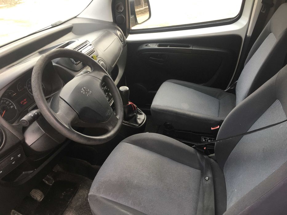 продавам пежо бипер