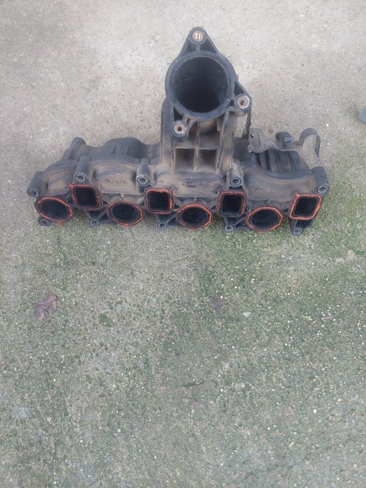 Vând injectoare,rampa injectoare,alternator,electromotor piese 1.6 cay