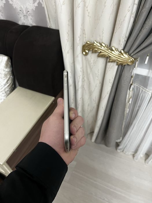 Продамм айфон 11