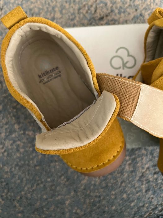 Чисто нови бебешки обувчици Kitikate