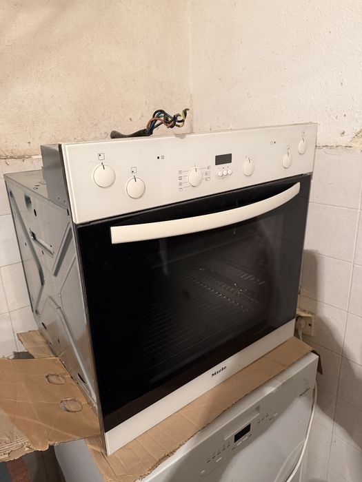Фурна и котлони Miele