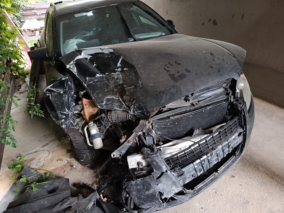 Vând Audi Complet Cod Motor BLB 2005