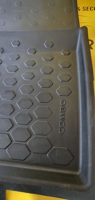 Presuri Opel Combo E originale GM 95599963