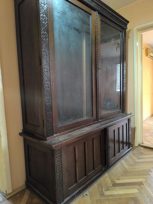 Bibliotecă stilul neo românesc vechime 150 de ani