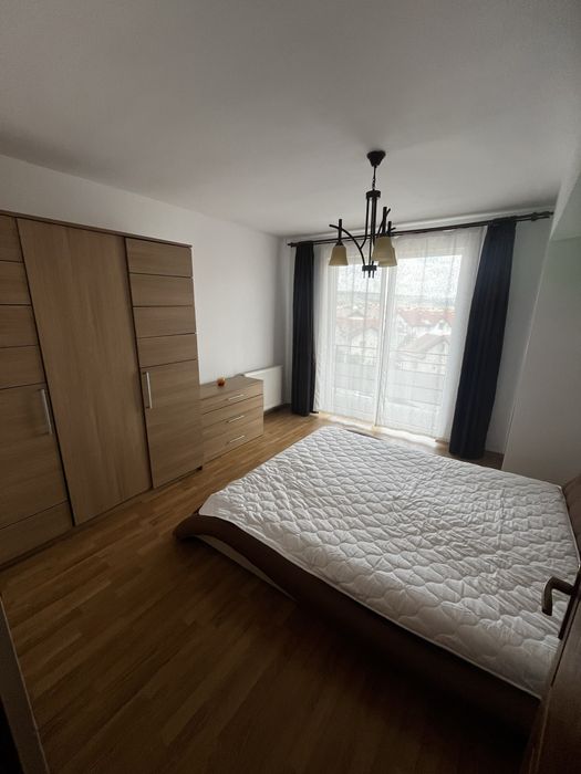 Pf dau in chirie ap cu 2 camere inchise + bucatarie.