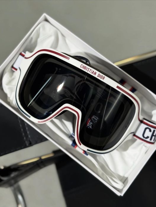 Горнолыжные очки Dior