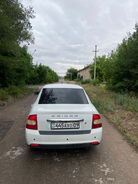 Продам Приору срочно