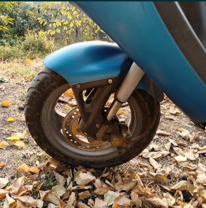 П р о д а м  скутер