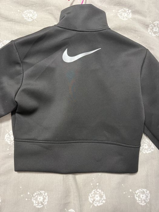 Късо горнище Nike