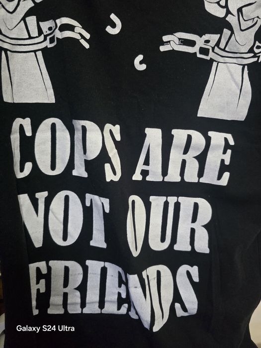 2 тениски за продан