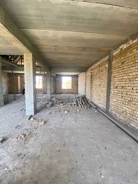 Продам дом 4 уровня 3 сотки Сампи  925M2
