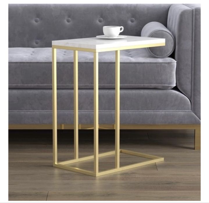 Продам прикроватный столик.