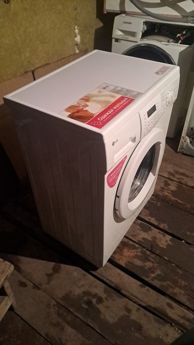 Продам стиральную машину автомат