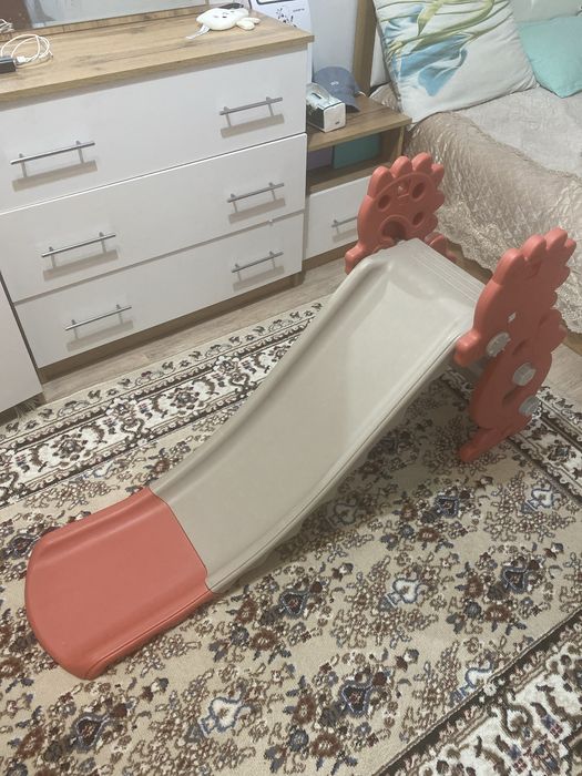 Продам детскую горку