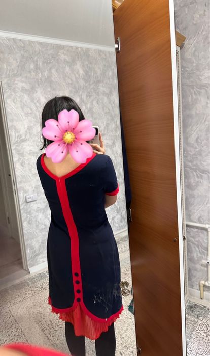 Продаетс платье 46-48рр