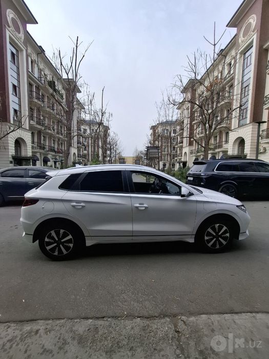 BYD E2 LUXORI 405 full