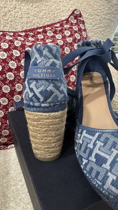 Еспадрили 40 номер Tommy Hilfiger