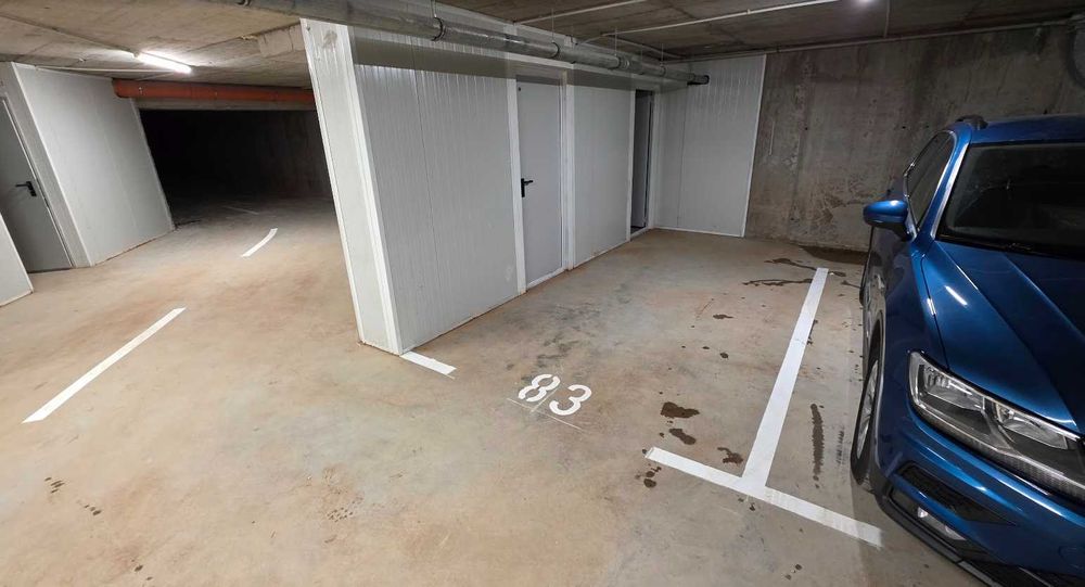 Наем Паркомясто 14 кв.м + Склад 4 кв.м – Малинова долина