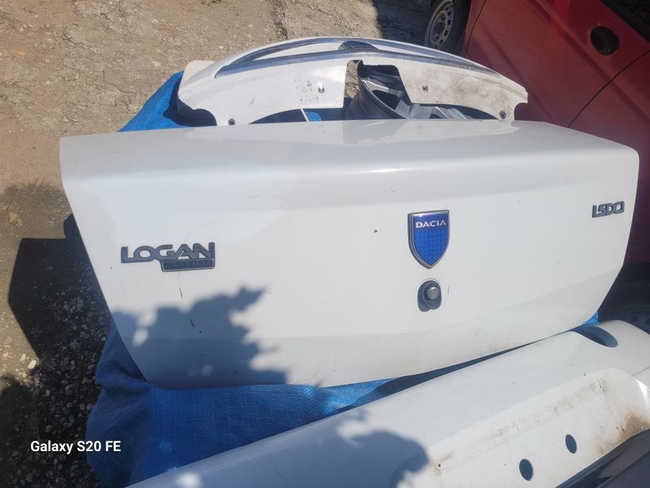 Usa capota aer condiționat Dacia Logan  2008