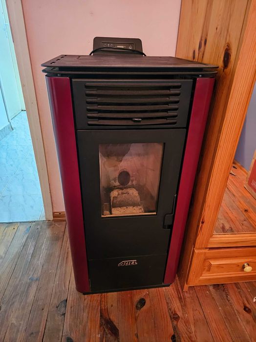 Пелетна камина Artel