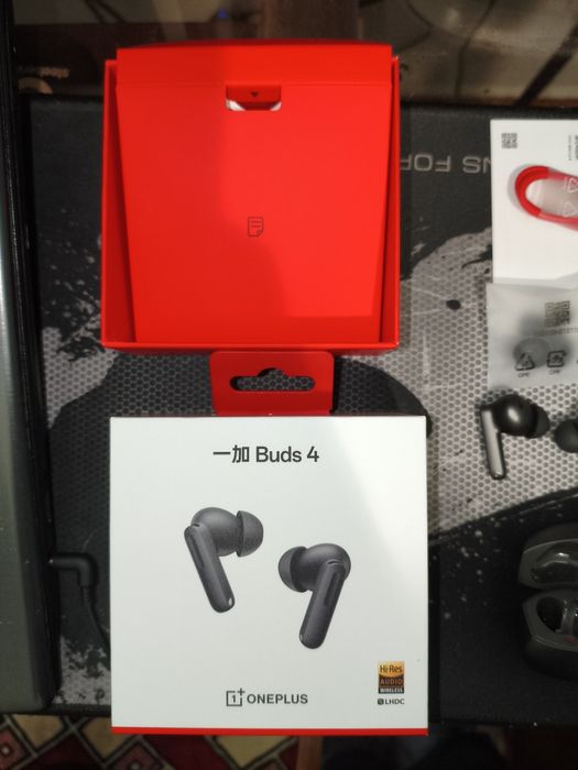 Наушники Oneplus buds 4