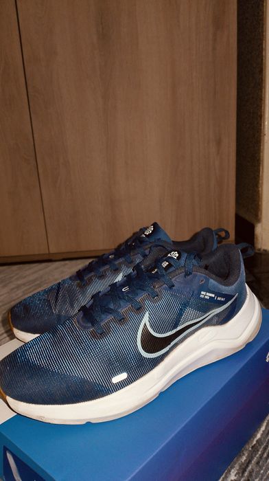 Nike ,fila маратонки