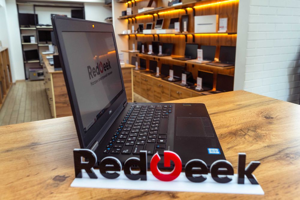 Dell Latitude E7270 Core i7-6600U Graphics 520 SSD 256gb  Red Geek