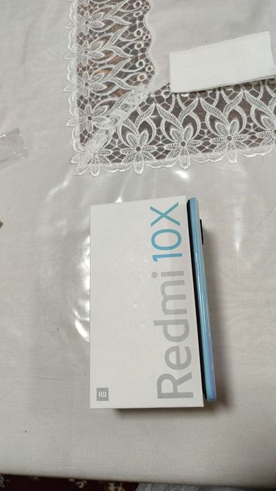 Продается телефон Redmi 10x