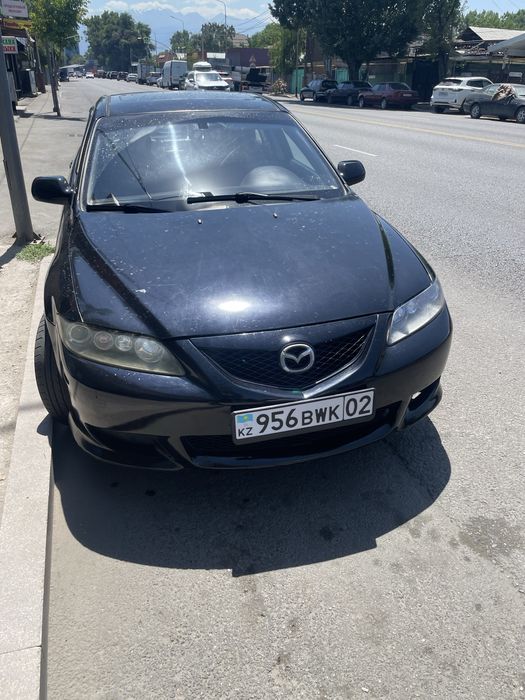 Mazda 6    2004 год