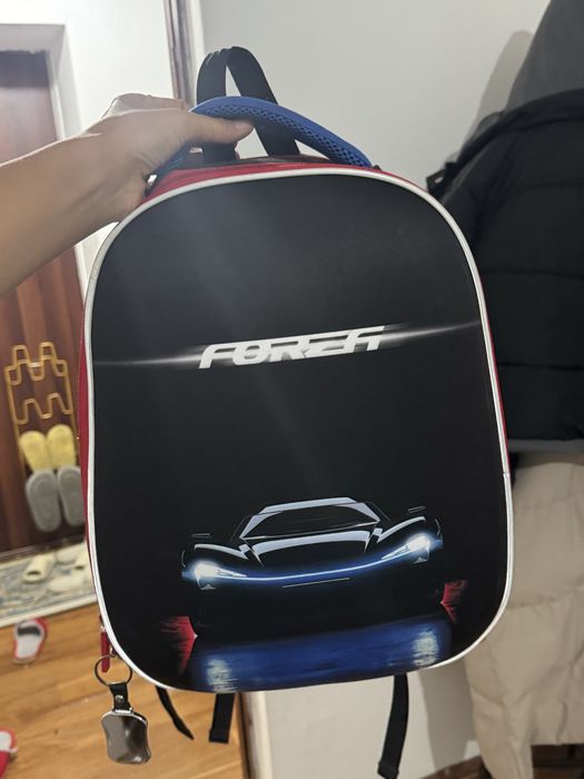 Продам рюкзак школьный