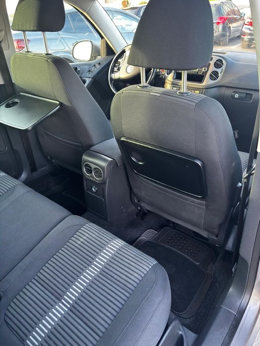 Vând Volkswagen Tiguan 2009