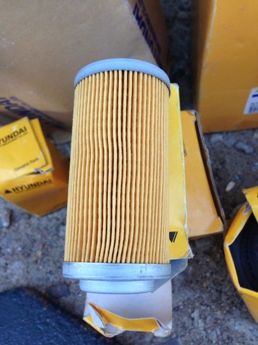 Экскаватор Хундаи 305 лс 7