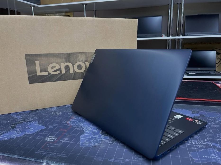 Ноутбук Lenovo Ideapad 3 Ryzen 7-5825U/8GB/SSD256GB