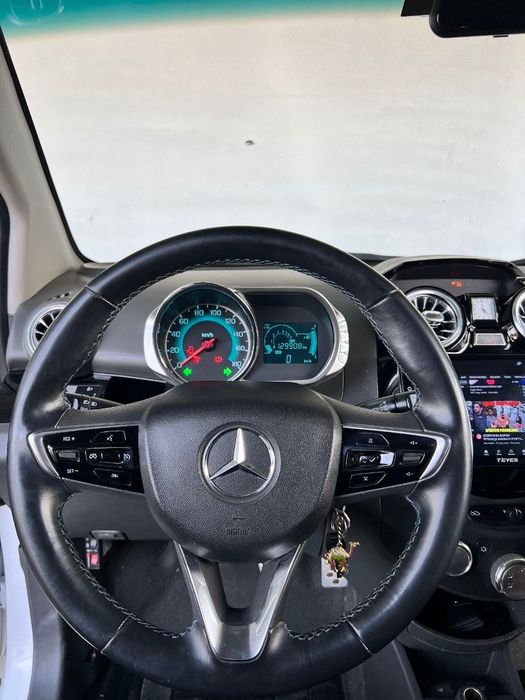 Срочно сотилади спарк