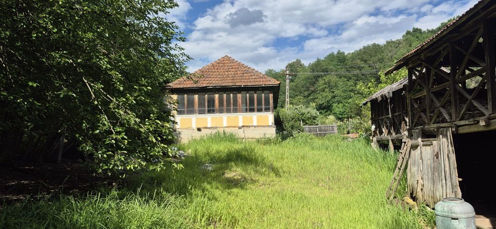 Casă batraneasca de vanzare