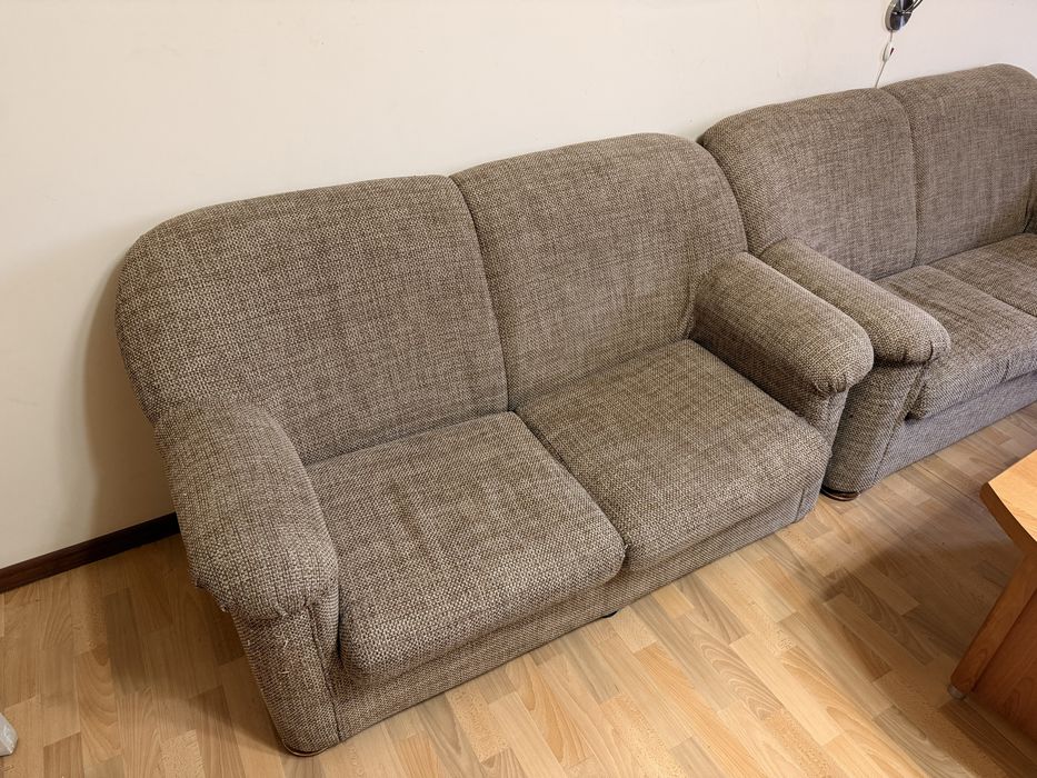 Продается комплект диванов 3 штуки