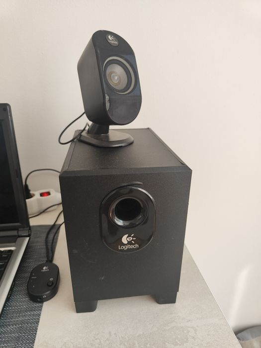 Лаптоп Asus  f8s