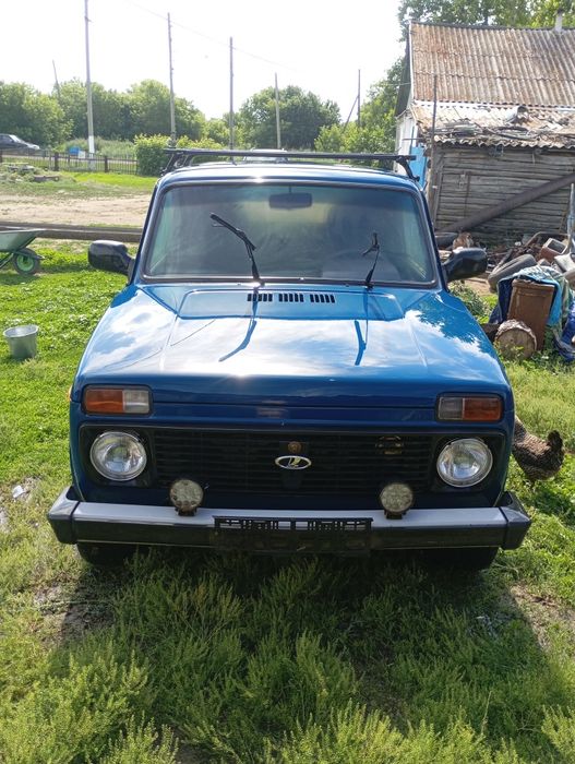 Продам ниву 2112