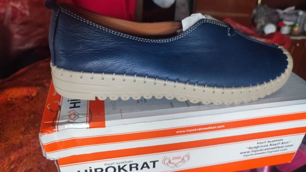 Продам недорого кожаную обувь