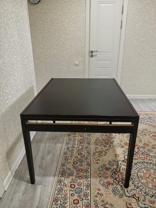 Продам стол за 10тыс