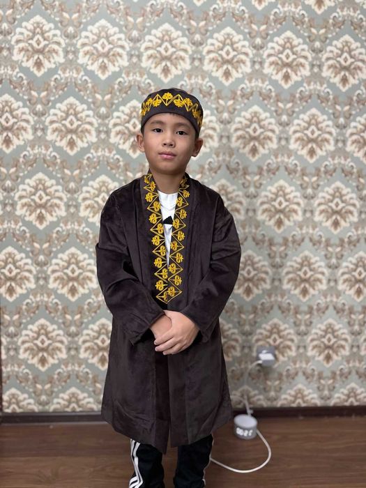 Улдарга арналған ұлттық шапан Наурыз