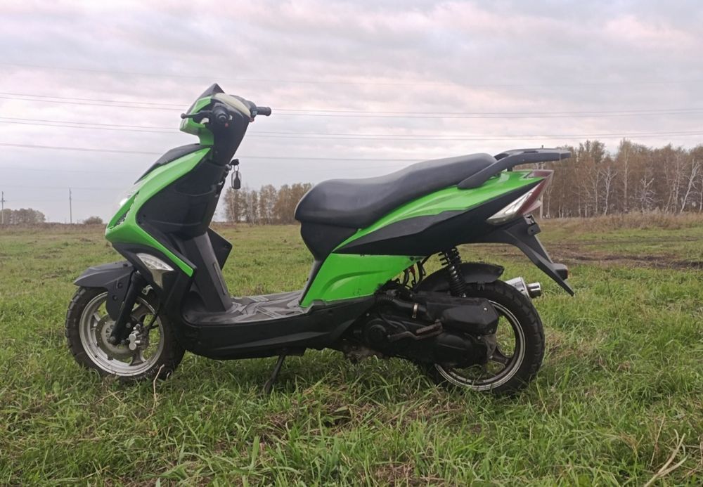 скутер Racer Flame