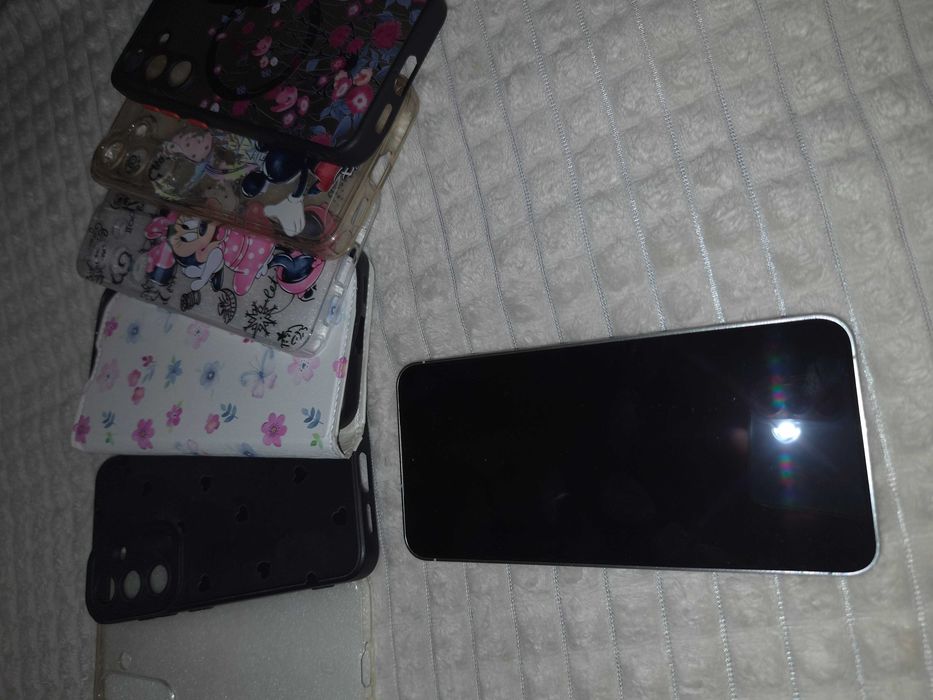 Samsung Galaxy S24 256 GB – като нов, без забележки