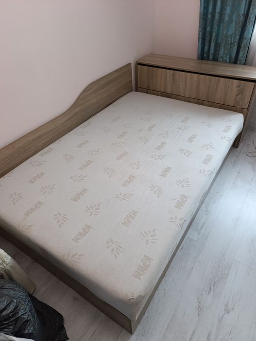 Спален комплект +трикрилен гардероб