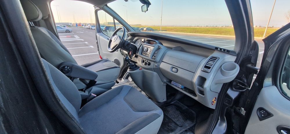 Opel vivaro 2007 2.5 cdti