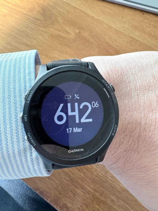 Ceas Garmin Forerunner 935, multisport (triatlon), super ofertă