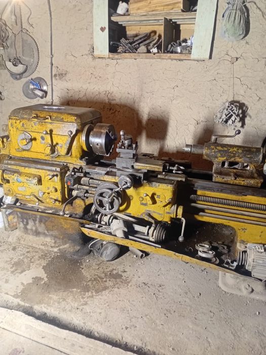 Токарный вентиляционный станок.