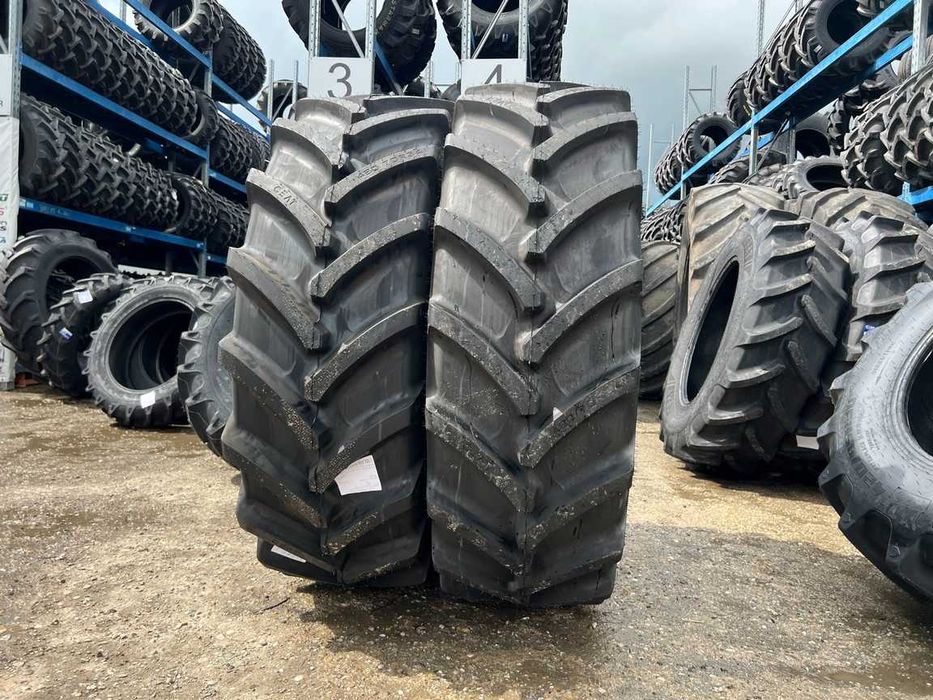 Anvelope 480/70R34 noi radiale pentru tractor spate
